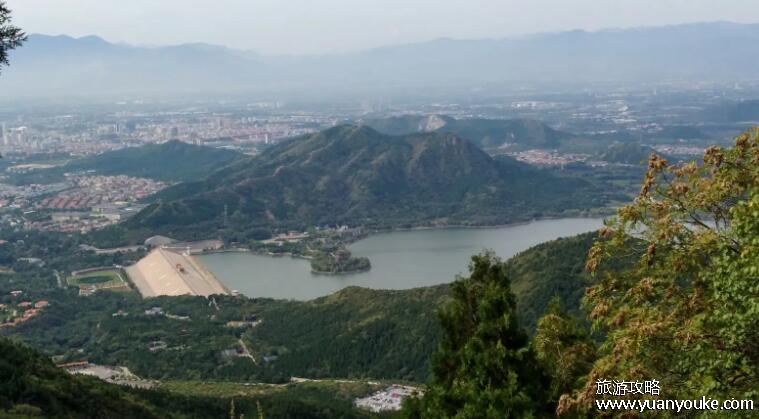 蟒山国家森林公园在哪里?在北京市昌平区(非常适合休闲漫步)