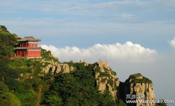 泰山海拔最高多少米，主峰最高为1545米(中国五岳之首)