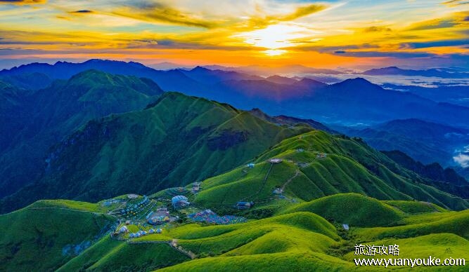 武功山在哪个省哪个市，在江西省萍乡市(江西著名旅游胜地)