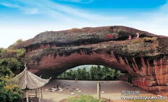 烂柯山风景区在哪里，浙江省衢州市柯城区(神话传说众多的景区)