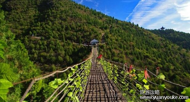 北京圣泉山海拔多少米高，约400米左右(非常适合攀登运动的山)