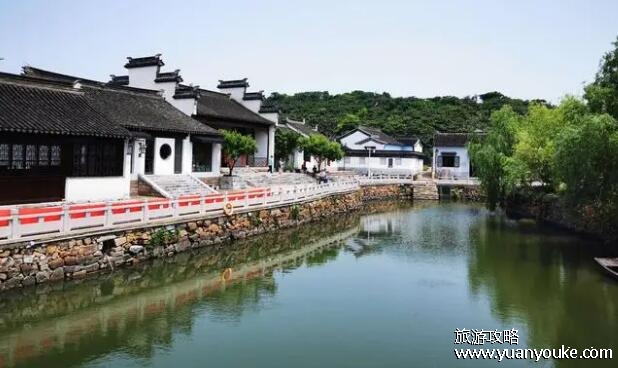 陆巷古村在哪里，在江苏省苏州市昆山市(明初重臣王鏊的故里)