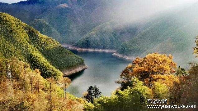 四明山在哪里，在浙江省宁波市(宁波市的重要旅游景点之一)