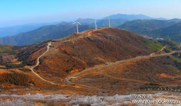 东白山风景区好玩吗，自然景观壮美的旅游胜地(美景令人陶醉)