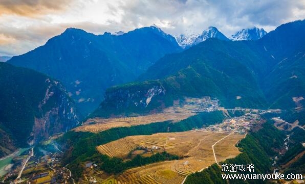 怒江碧罗雪山海拔多少米，最高处为5546米(著名的旅游胜地)