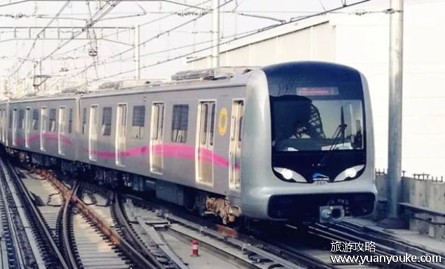 成都地铁3号线各站点时间，17个站点发车时间表
