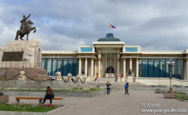 蒙古国什么时候从中国分出去的，1924年蒙古人民共和国成立