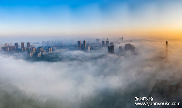 雾都是哪个城市，除了重庆洽其他被称为雾都的城市