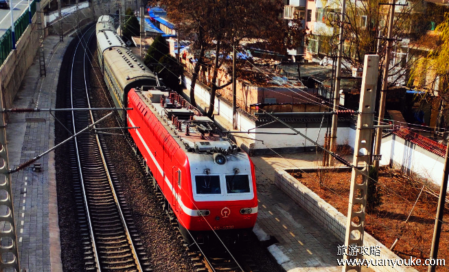 K596次列车经过的站点时间表，全程运营时长为49小时49分钟