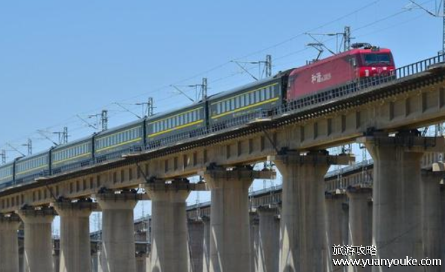 K596次列车经过的站点时间表，全程运营时长为49小时49分钟
