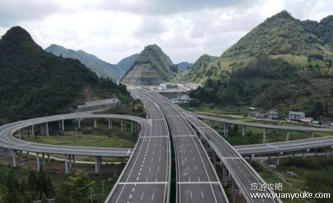 广昆高速的起点和终点是哪，起点是广州市终点是昆明市