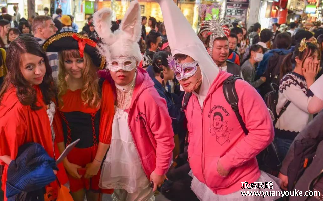 为什么中国人不能过万圣节，尽量少过(大部分都是商人为了利益举办活动)