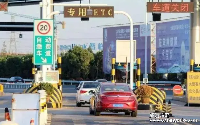 除夕至初八高速免费通行是真的吗，官方通知是真的(免费具体时间)