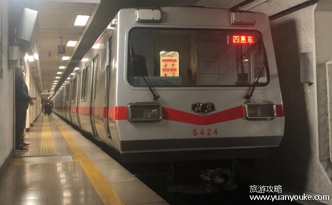 北京地铁票价是多少，起步价6公里以内3元(北京地铁乘车优惠政策)