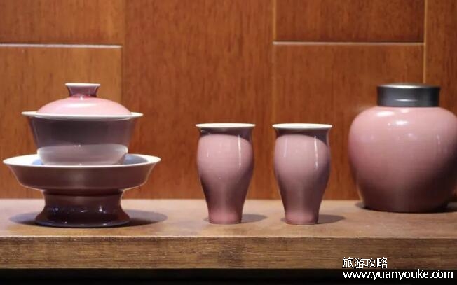 景德镇四大名瓷是指什么，青花瓷/粉彩瓷/玲珑瓷/颜色釉瓷