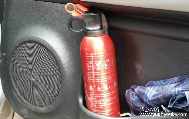 车载灭火器夏天在车内会不会爆炸，一般不会爆炸(需要注意保养)