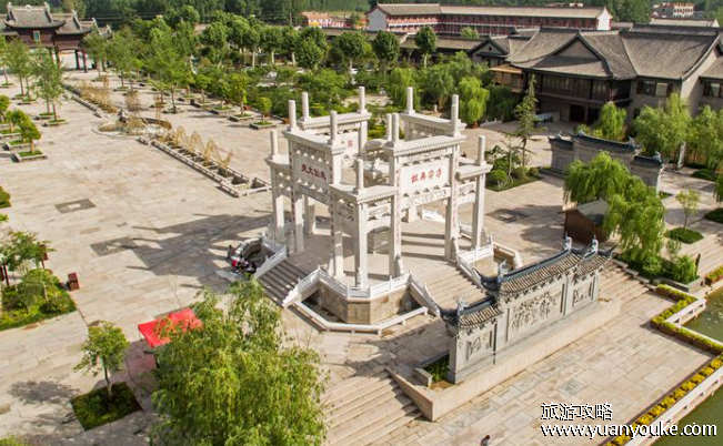 朱仙镇是哪个省的城市，河南省的一个小镇(是我国四大名镇之一)