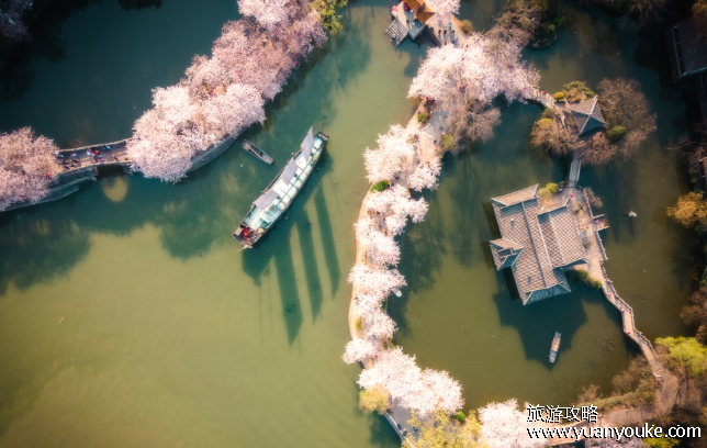 太湖鼋头渚风景区在哪里，江苏省无锡市大浮镇(景区内的主要景点)