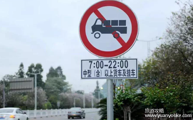 武汉限行规定，3个限行规定(武汉主要实行单双号限行)