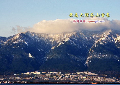 云南大理苍山雪景