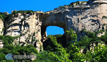 北京密云天门山 