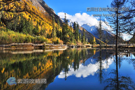 四川甘孜州四姑娘山景区