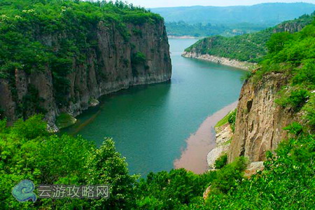 北京怀柔白河峡谷