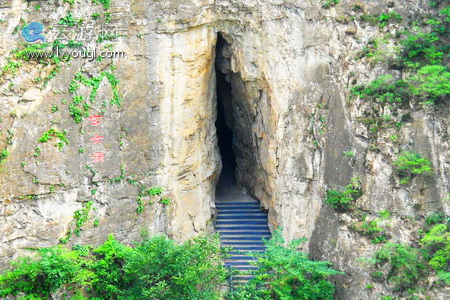 北京房山圣莲山
