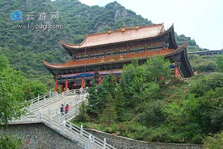 青海老爷山