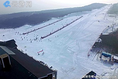 青岛藏马山滑雪场