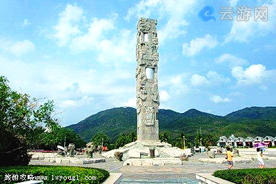 亚龙湾中心广场