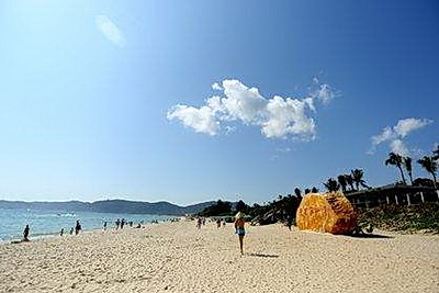 亚龙湾爱立方滨海乐园