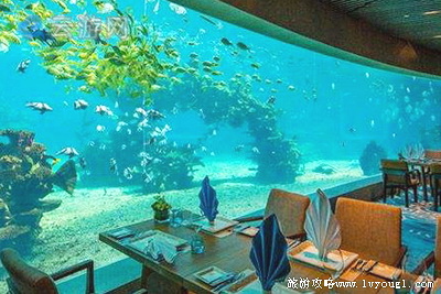亚龙湾海底世界餐厅