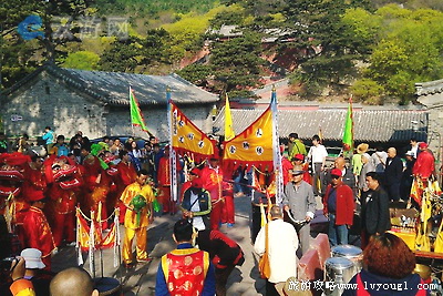 妙峰山庙会