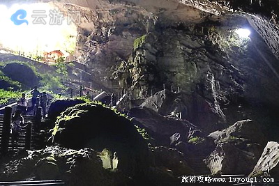 毕节织金洞景区