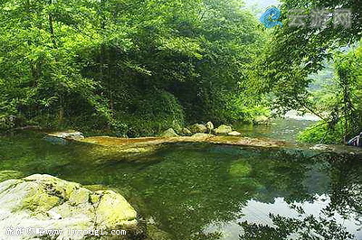 都江堰龙池