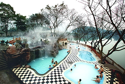 重庆大足龙水湖温泉