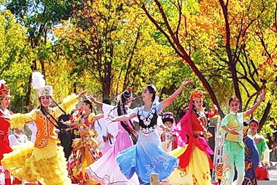 泽普金湖杨旅游景区