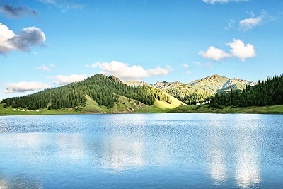 天山大峡谷