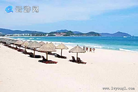 三亚大东海海滩