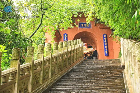 昆明西山
