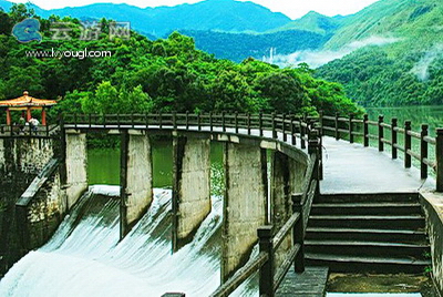 海南白沙天界神湖