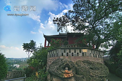 东溪古镇一石三碑