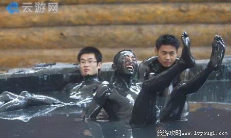 养生黑泥：中国死海运城盐湖