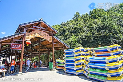 桐庐虎啸峡漂流景区