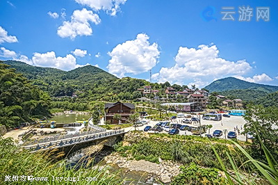 桐庐虎啸峡漂流景区
