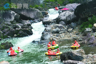 上虞虹溪村陈溪漂流