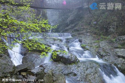 商城金刚台峡谷漂流