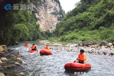 武隆仙女峡漂流