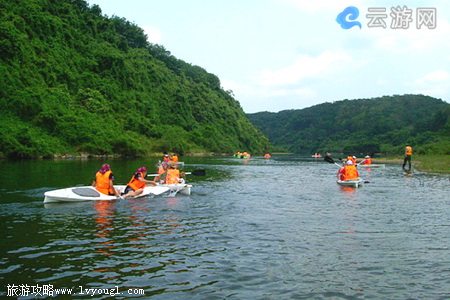 琼海万泉河峡谷漂流